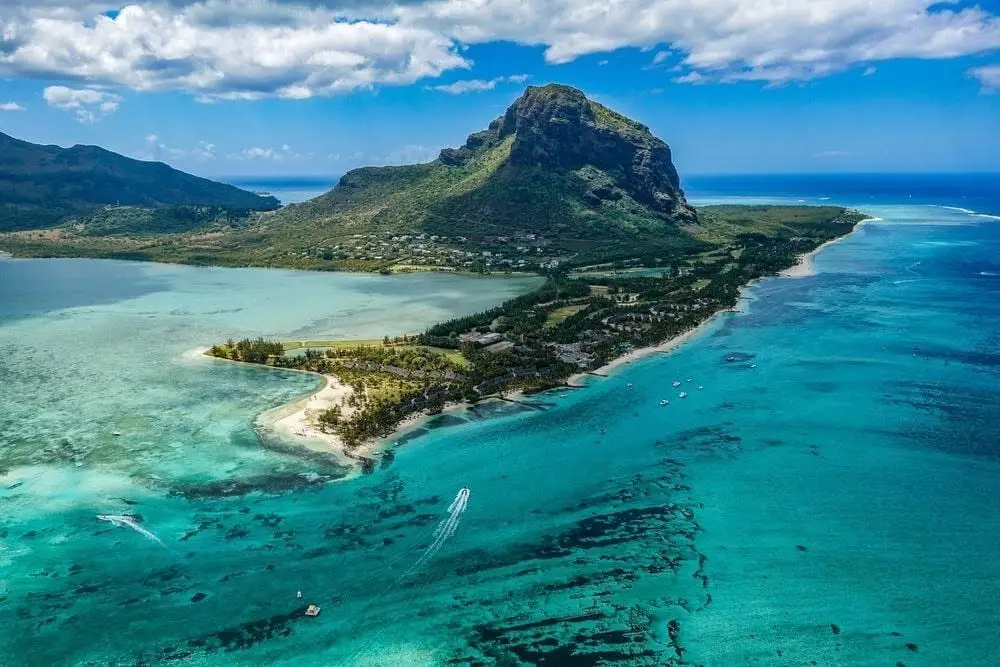 mauritius-oil-spill