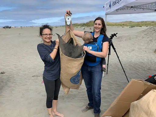 beach-cleanup-ocean-blue-project