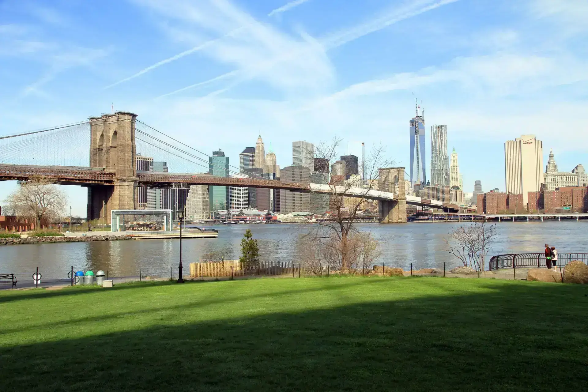 USA-NYC-Brooklyn-Bridge-Park-ocean-blue-project