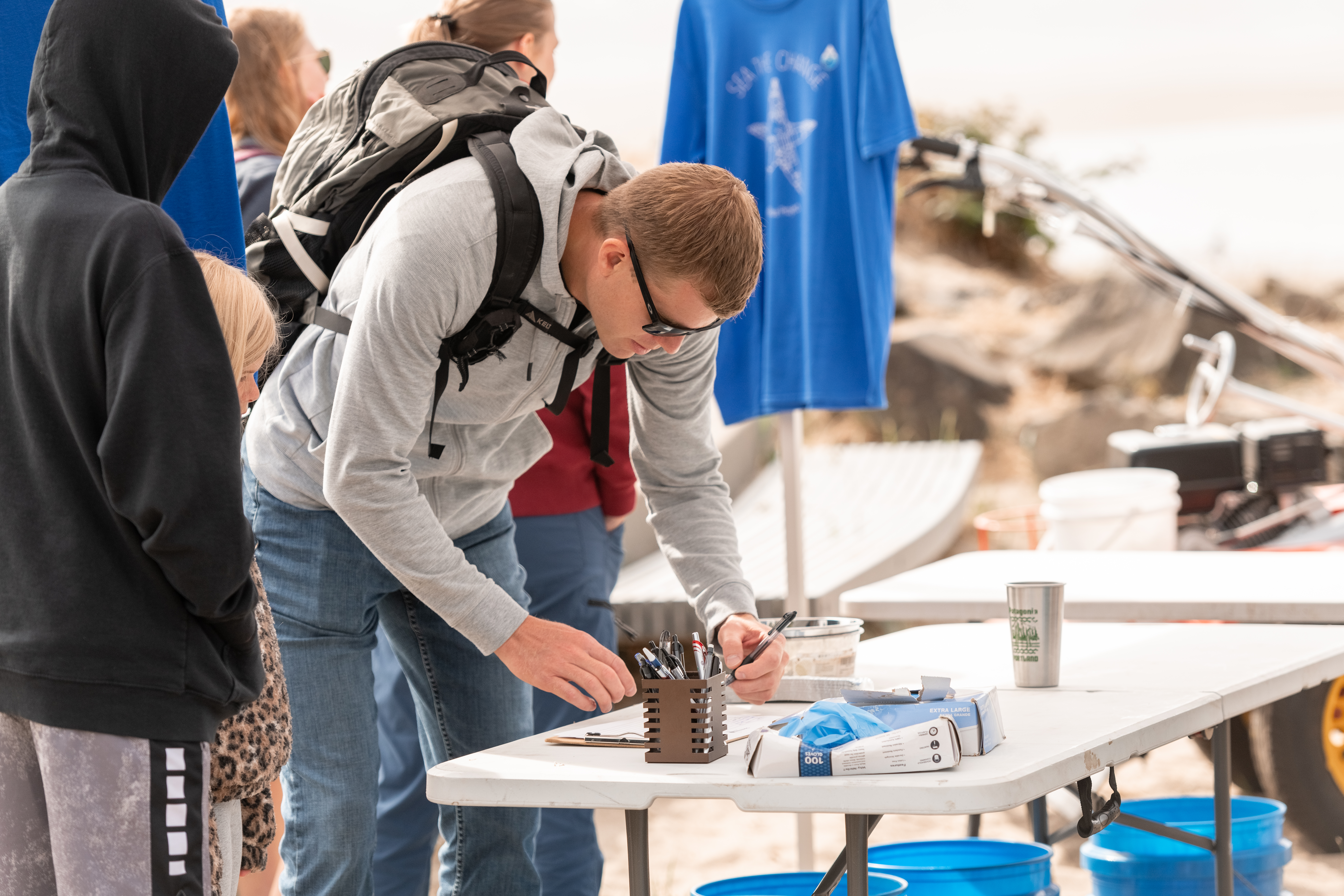 sign-up-volunteer-beach-cleanup-near-me • Environmental Nonprofit Organization sign-up-volunteer-beach-cleanup-near-me.jpg